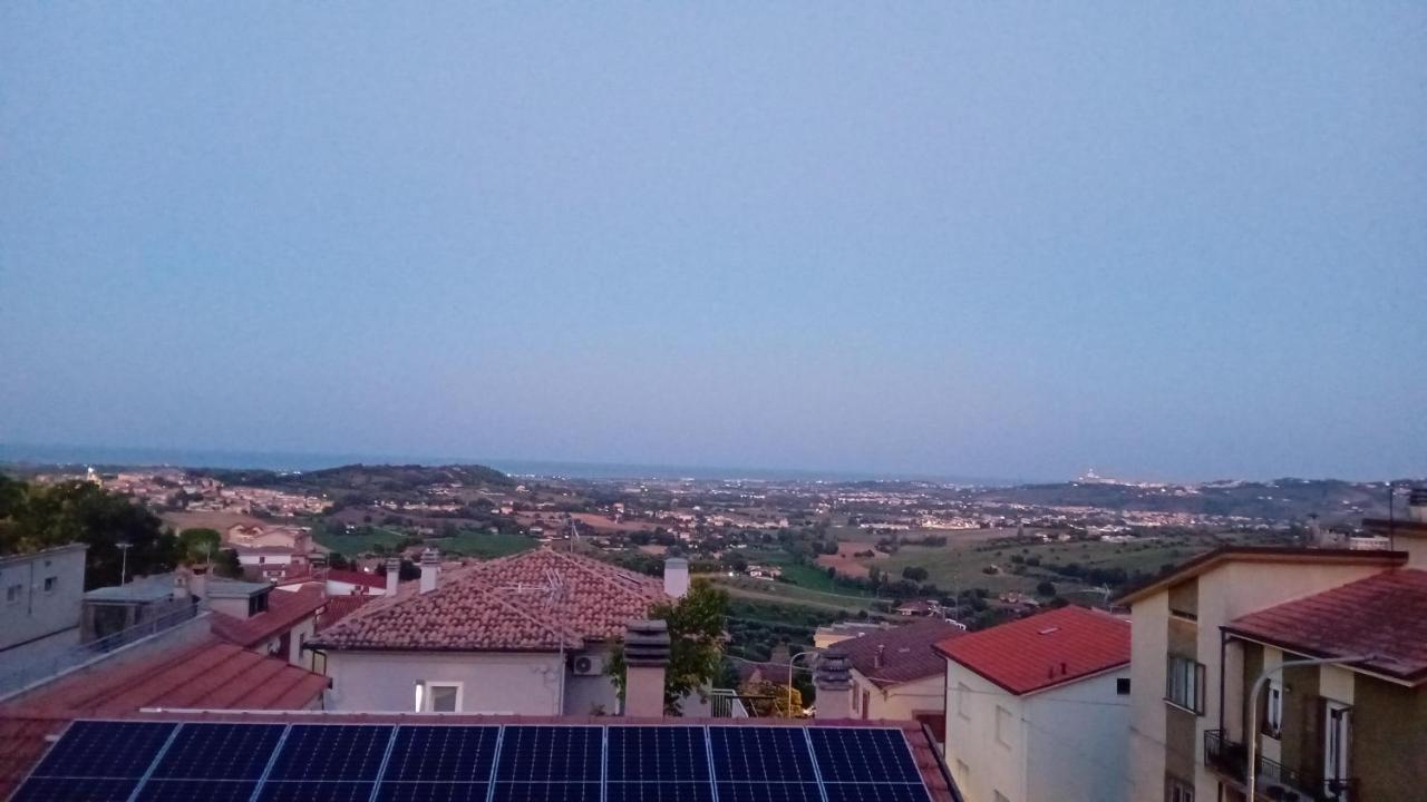 La Dimora Dei Musicisti Castelfidardo Exterior foto